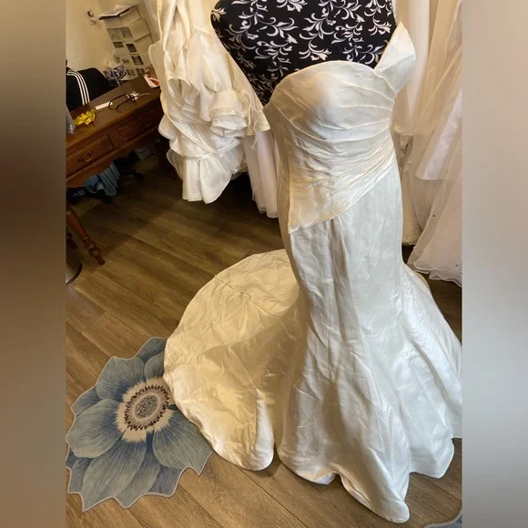 Cristiano Lucci Wedding Dress